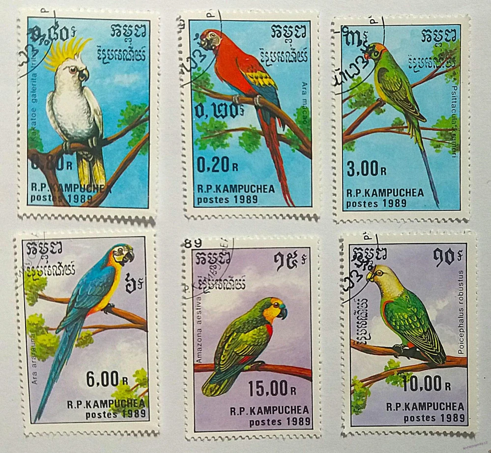 Sestava známek - R.P.Kampuchea - papoušci