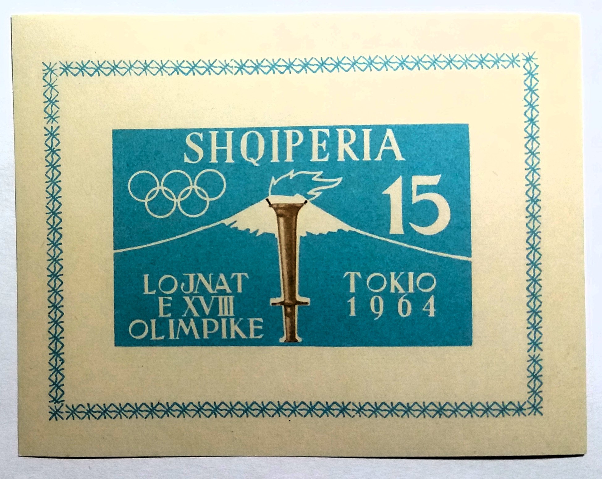 Aršík Albánie - olympiáda - neperforovaný