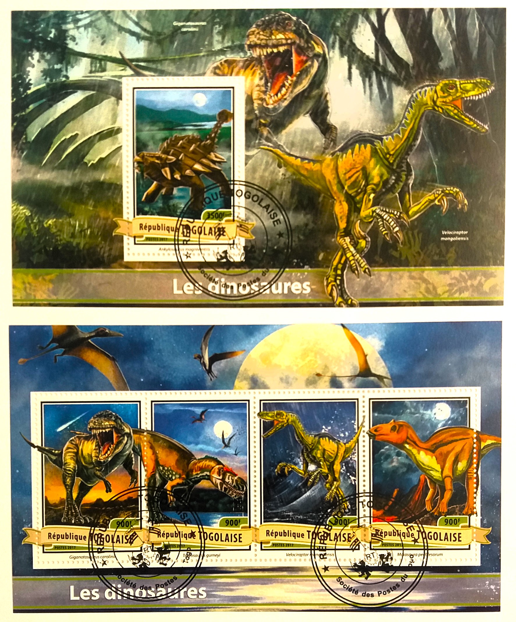 Sada aršíků Togolaise - dinosauři