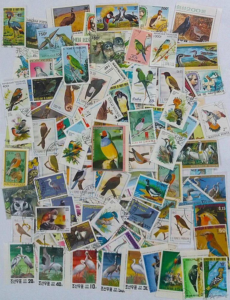 Balíček známek ptáci - 230 ks