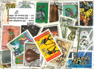 Balíček známek - umění - 250 ks