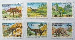 Sestava známek - Cambodge - dinosauři