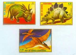 Sestava známek - Guinea Ecuatorial - dinosauři - čisté