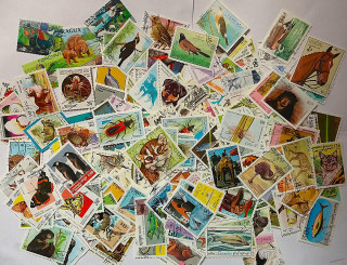 Balíček známek - fauna mix - 300 ks 