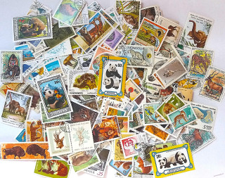 Balíček známek - fauna mix - 335 ks