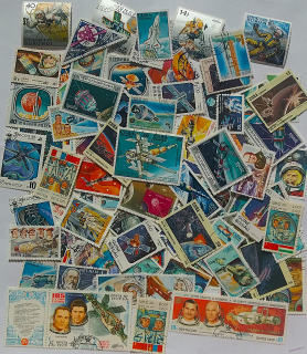 Balíček známek kosmos - 100 ks