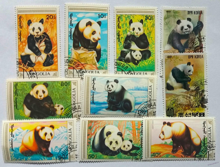 Balíček známek - pandy - 10 ks 